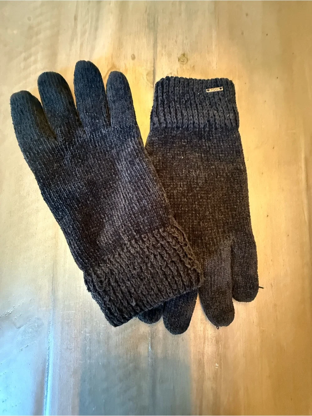 Women’s Black chenille insulated Winter Gloves - Classic Casual Style